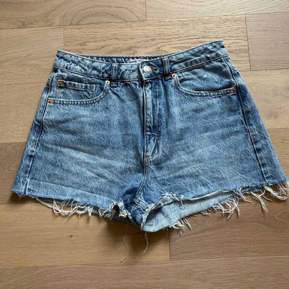 Garage Distressed Jean Shorts